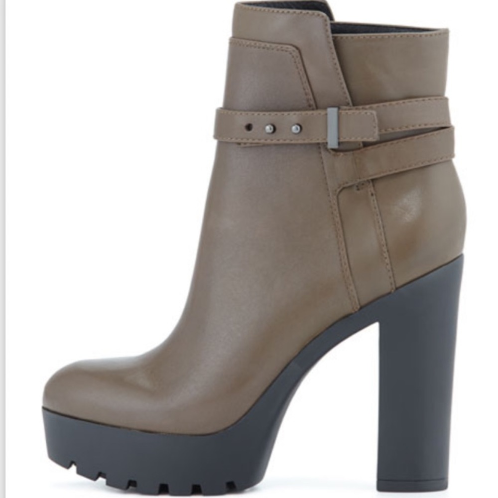 Pour La Victoire Emme Boots